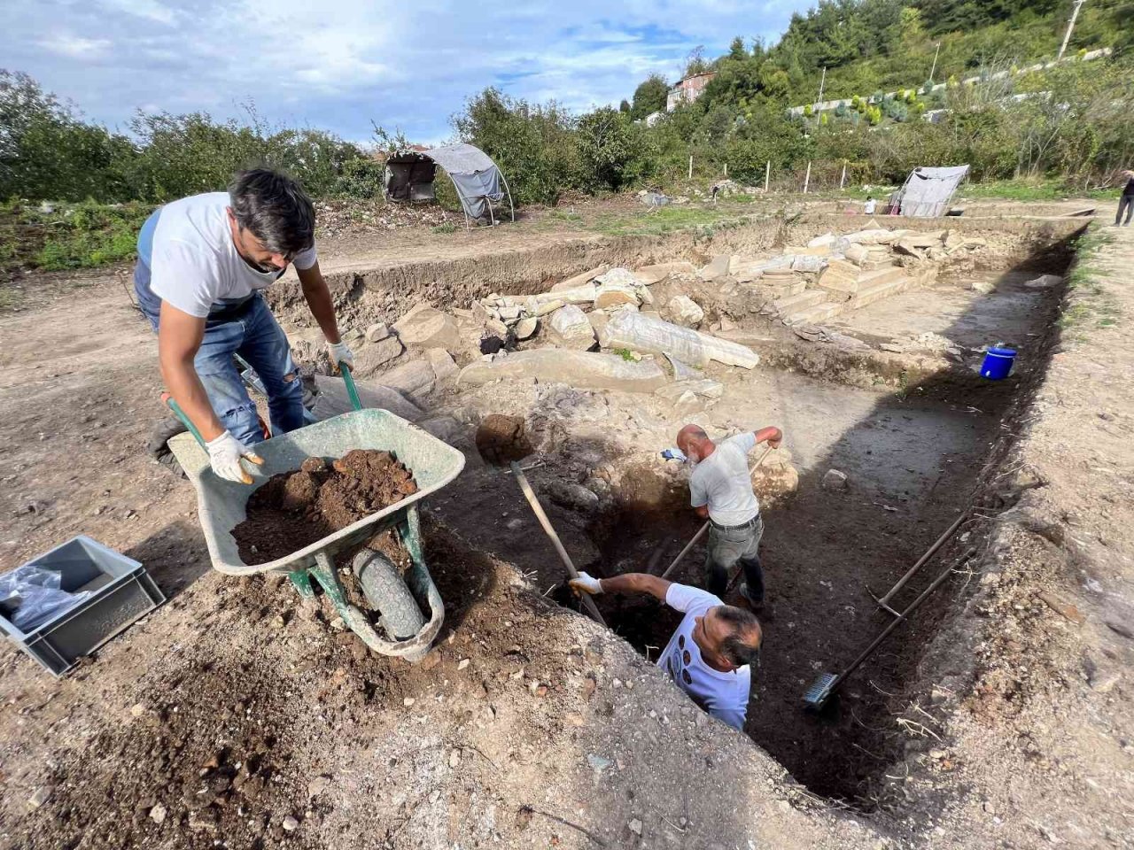 Amastris Antik Kenti’nde tılsımlı olduğuna inanılan amulet bulundu