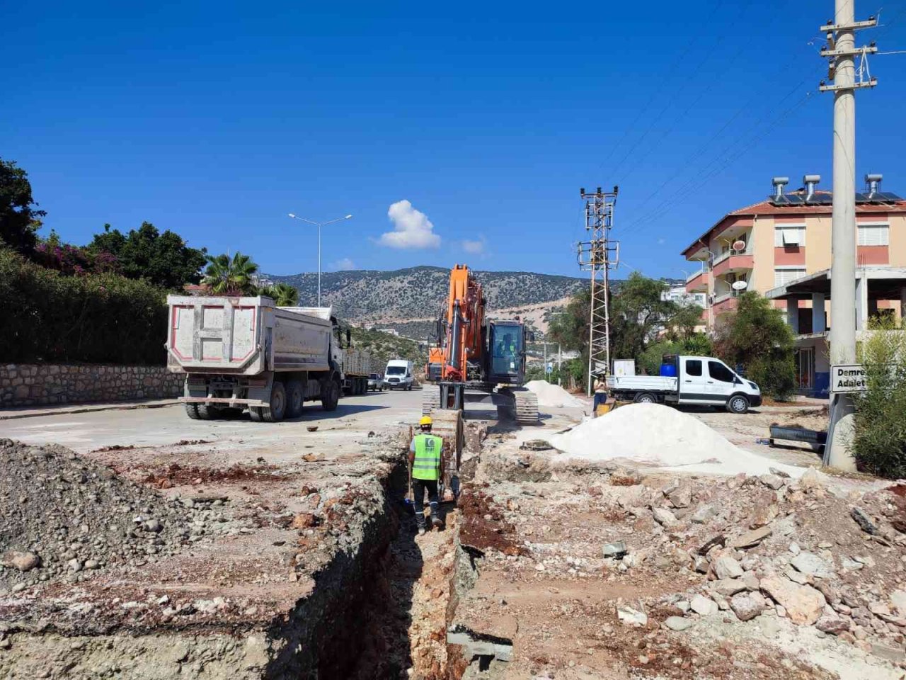 Büyükşehirden Demre’ye 23 milyon TL’lik alt yapı yatırımı