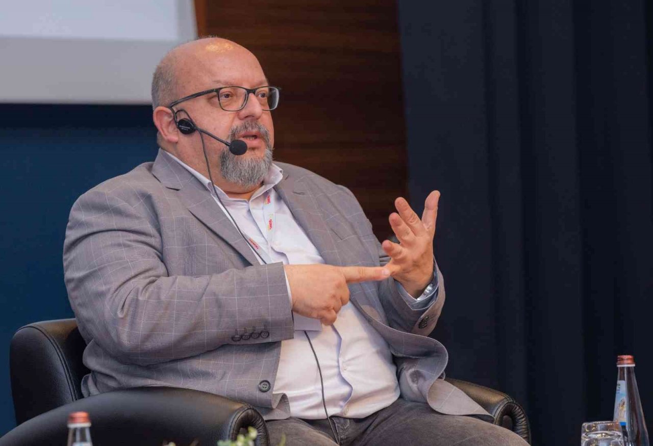 Araştırmacı ve yazar Nejat Yentürk: “Eskiden döner saf et olurdu, pideye gerek duyulmazdı”