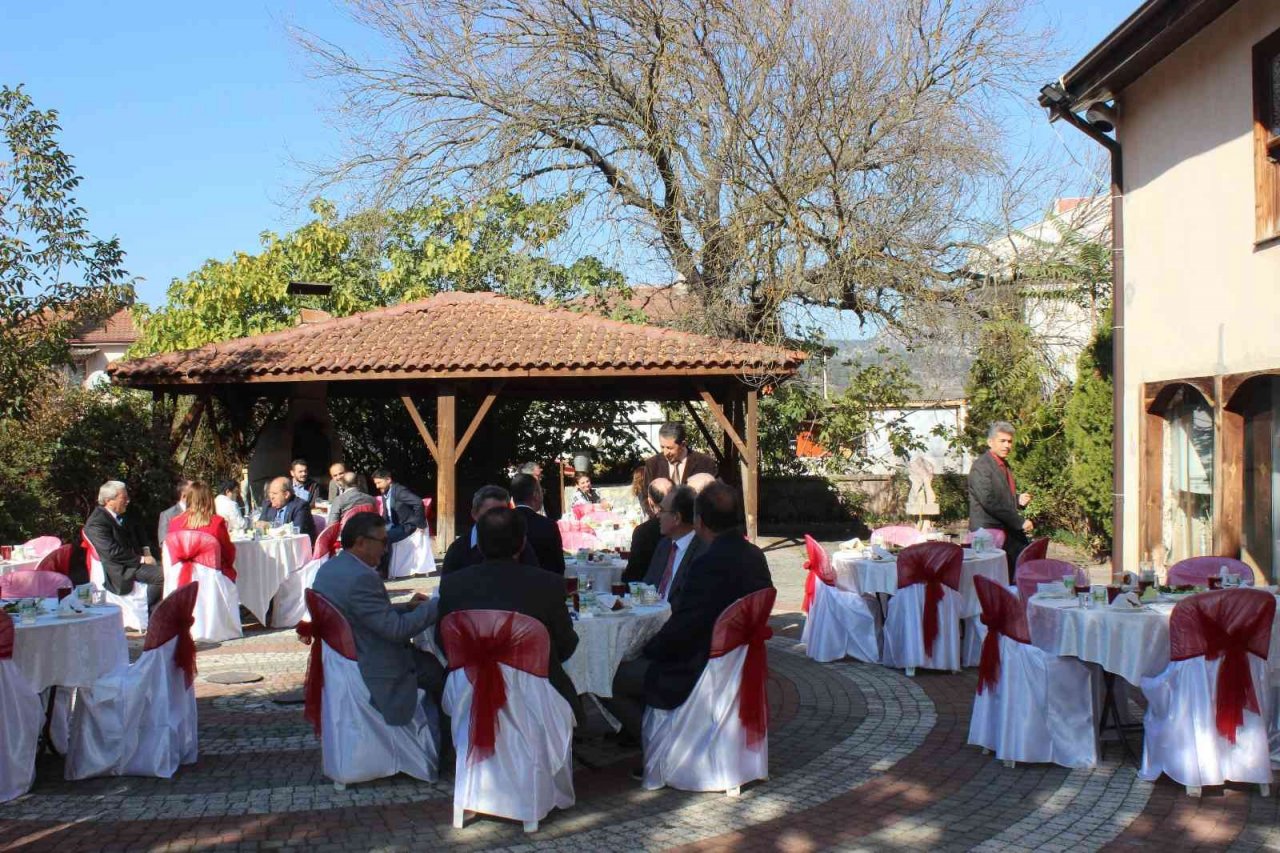 BŞEÜ senato toplantısını Osmaneli’nde yaptı