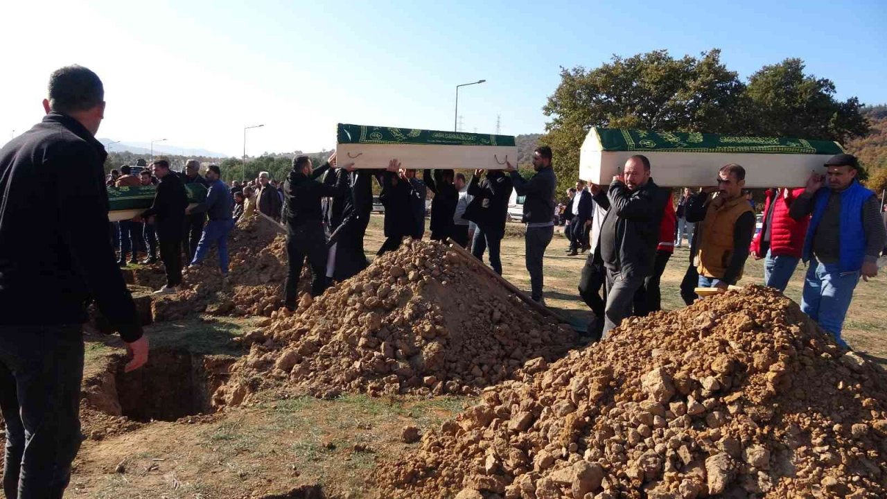 Bursa’da 8’i çocuk 9 kişi toprağa verildi