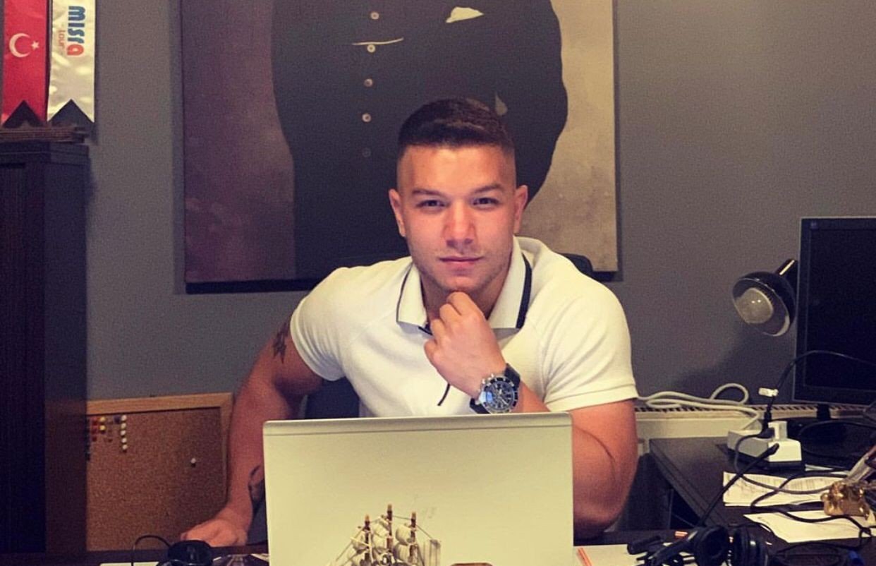 Yakın arkadaşların tartışması cinayetle son buldu