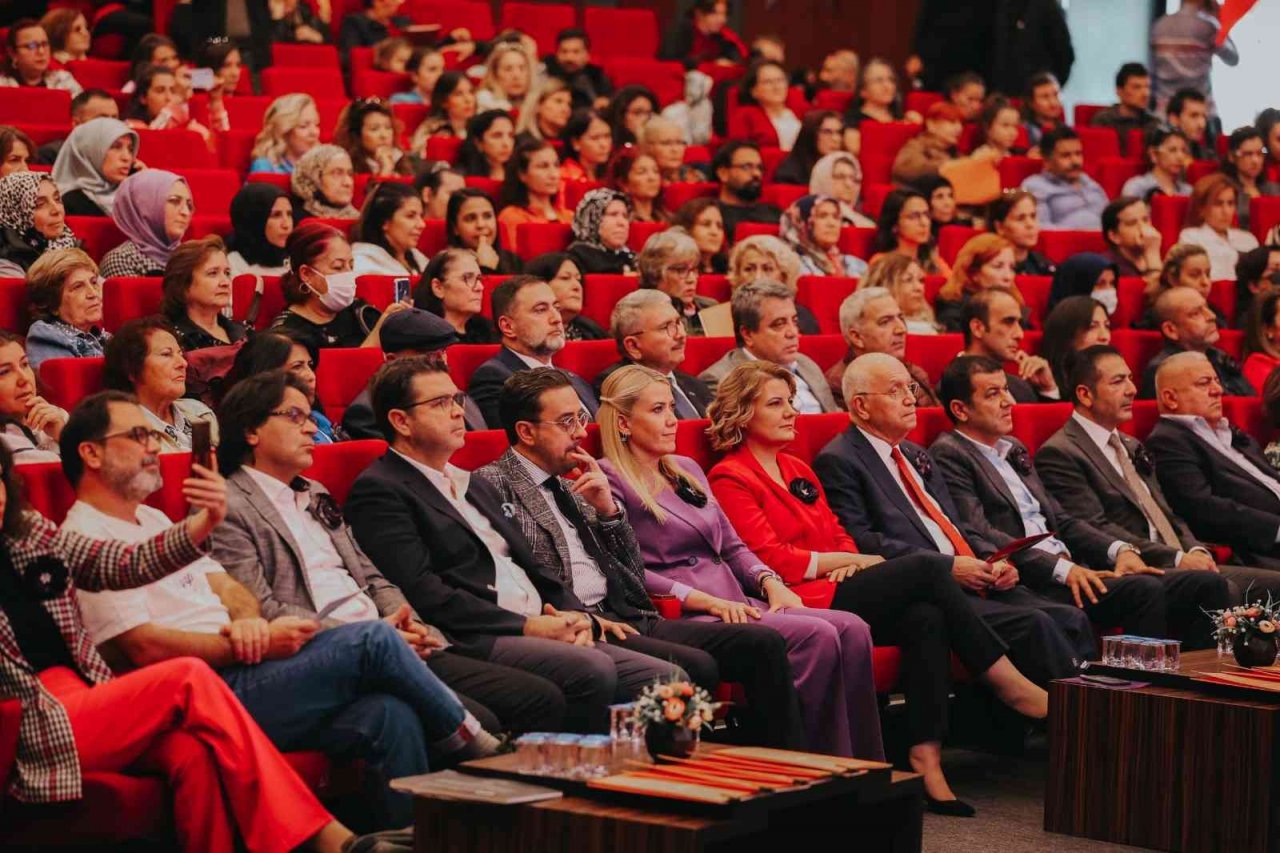 Merkezefendili kadınlara güç katacak ’Merkez Çarşısı’ dijital dünyaya açıldı