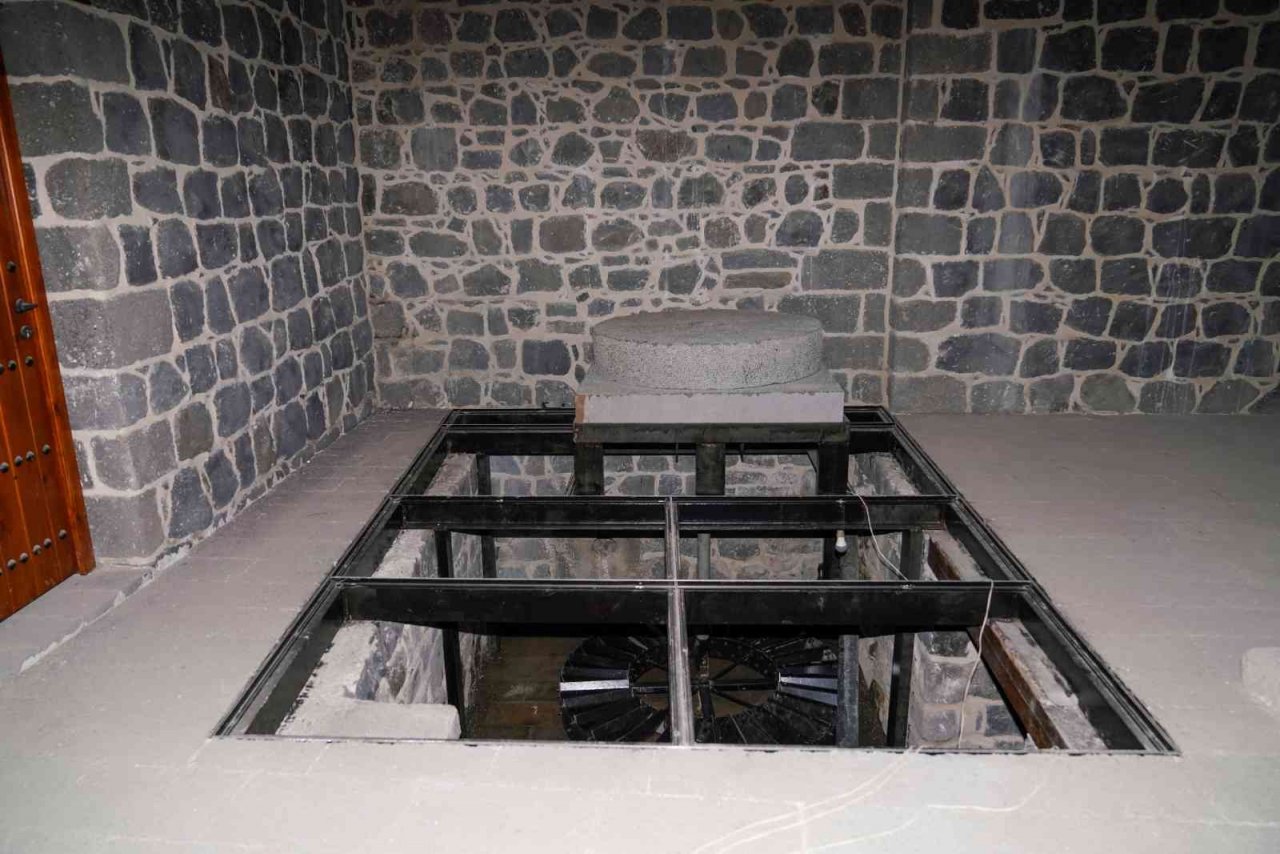 Tarihi değirmenin restorasyonunda sona yaklaşıldı