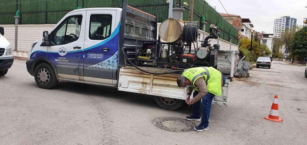 Elazığ’da larva ile mücadele çalışmaları sürüyor