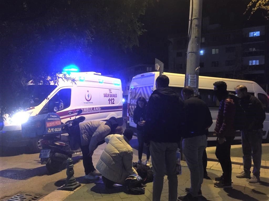 Şoför kaldırıma, kask yola fırladı