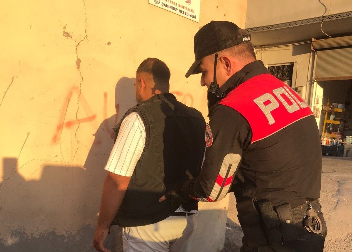 Gaziantep’te aranan 4 şüpheli yakalandı.