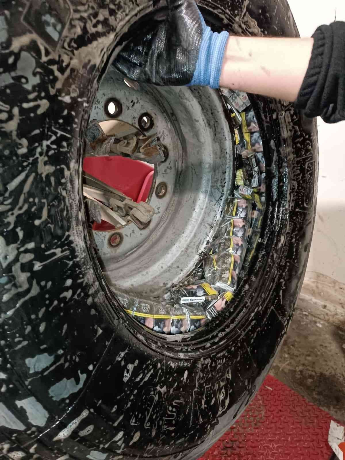 Habur Sınır Kapısı’nda kaçak sigara operasyonları