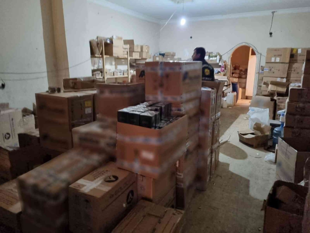 İstanbul’da 27 bin 792 şişe sahte parfüm ele geçirildi