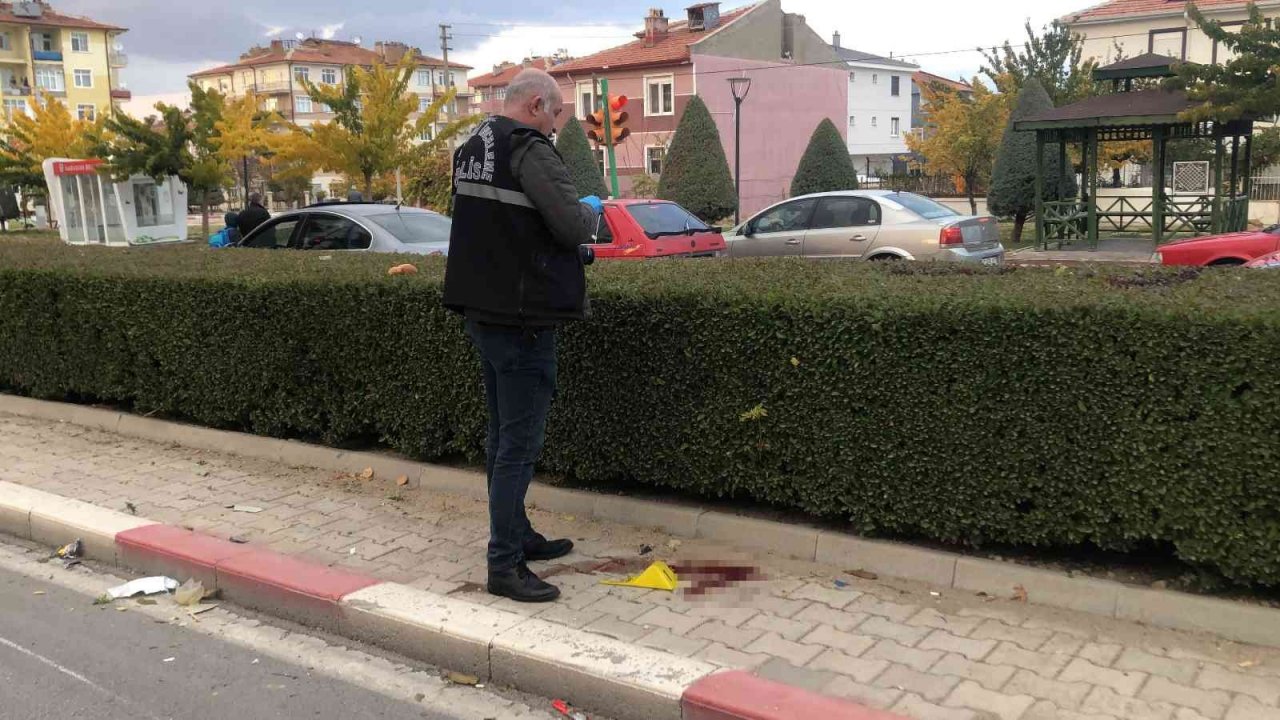 Karaman’da otomobilin çarptığı bisiklet sürücüsü ağır yaralandı