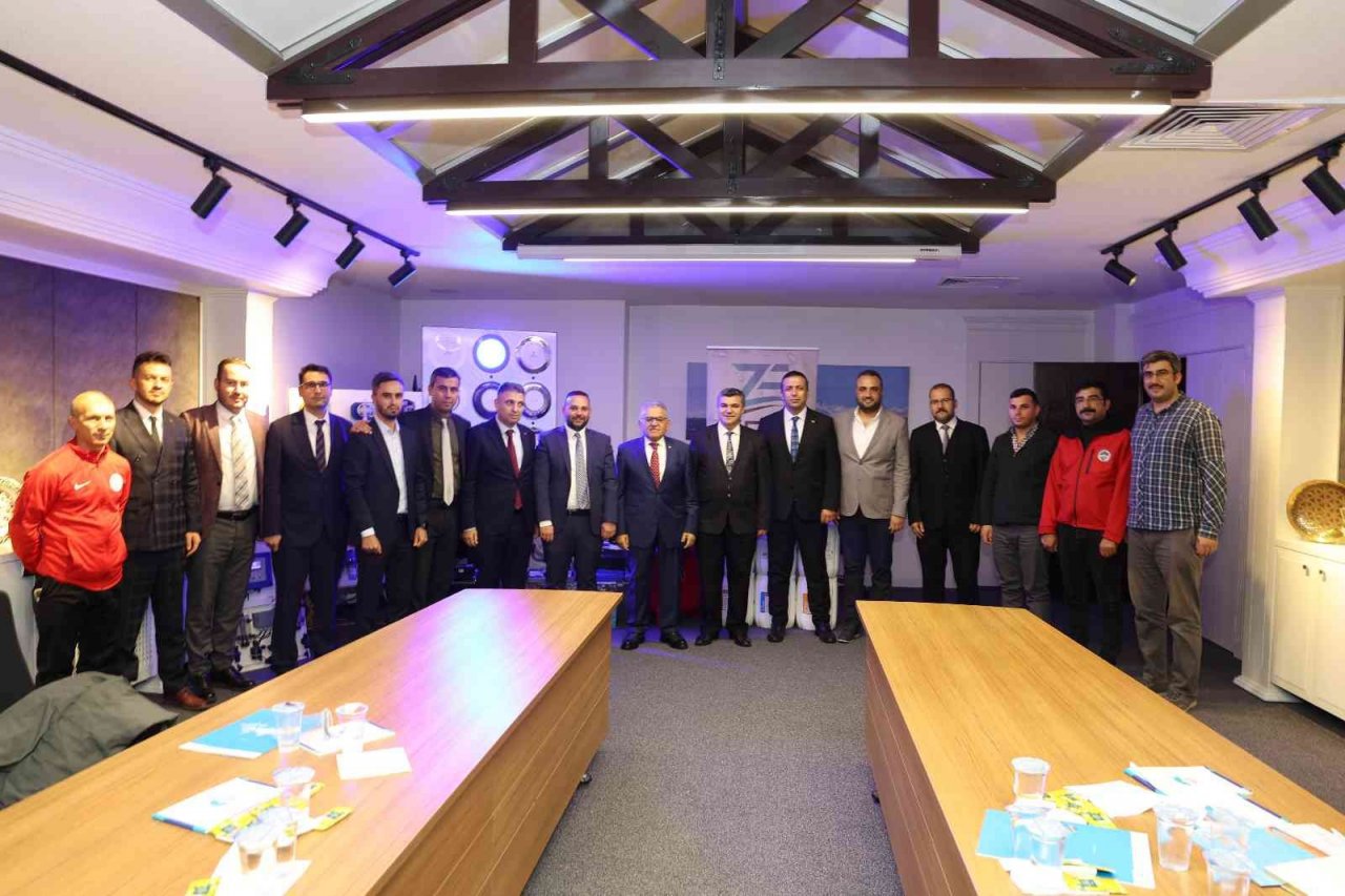 Büyükşehir’den Türkiye’de bir ilk: Yüzme havuzlarında yerli ve milli sistem