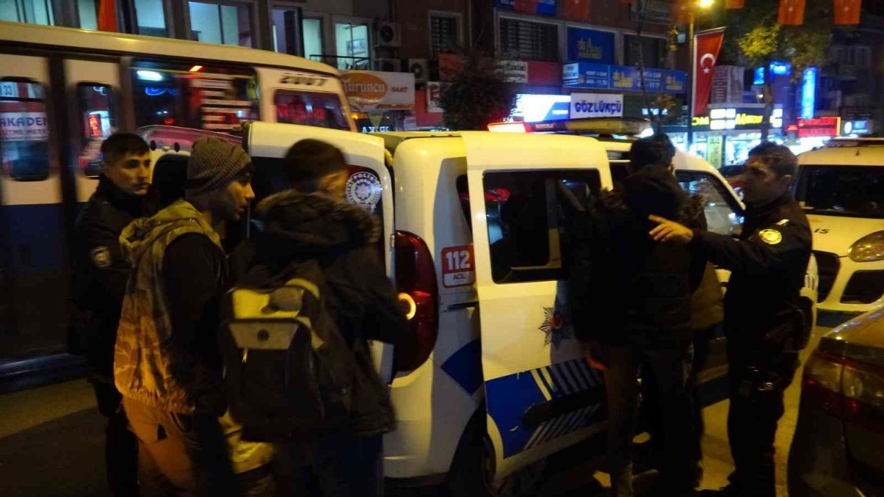 Malatya’da göçmen kaçakçılığına: 3 tutuklama