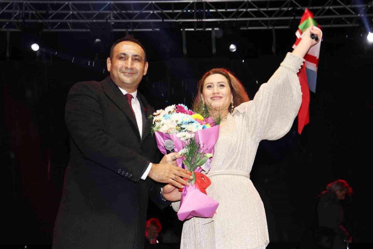 Karabağ’ın zaferi Toroslar’da coşkuyla kutlandı