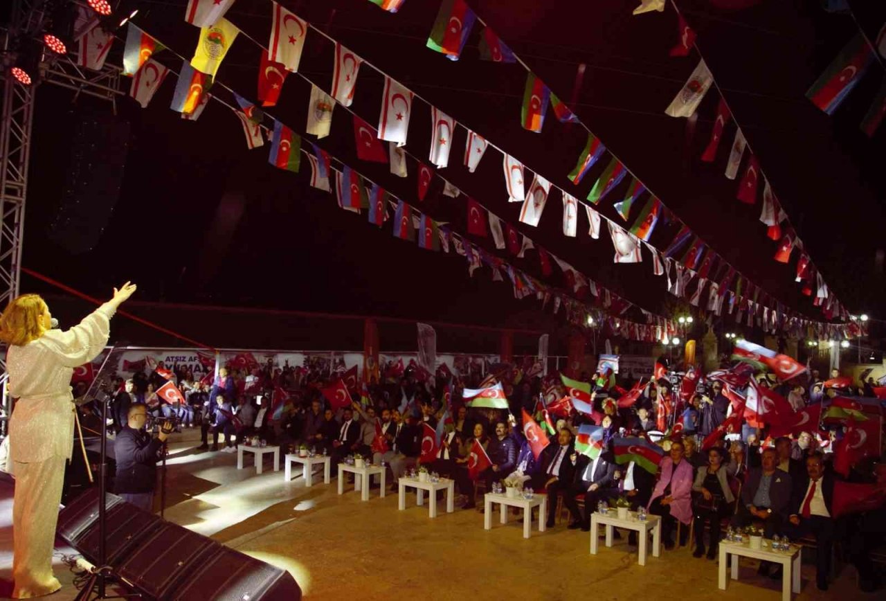 Karabağ’ın zaferi Toroslar’da coşkuyla kutlandı