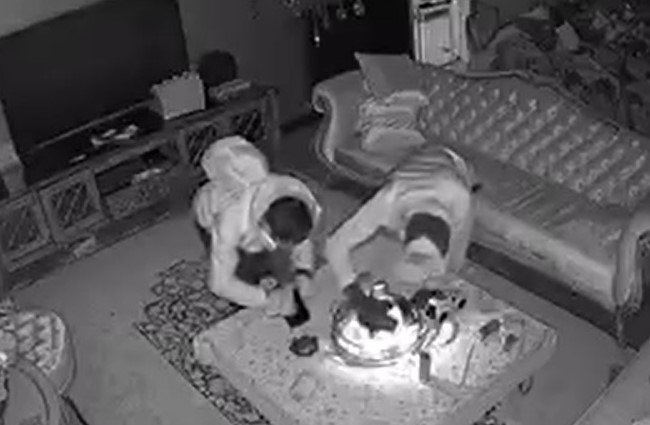 Evin altını üstüne getirip, 1 milyonluk hırsızlık gerçekleştirdiler