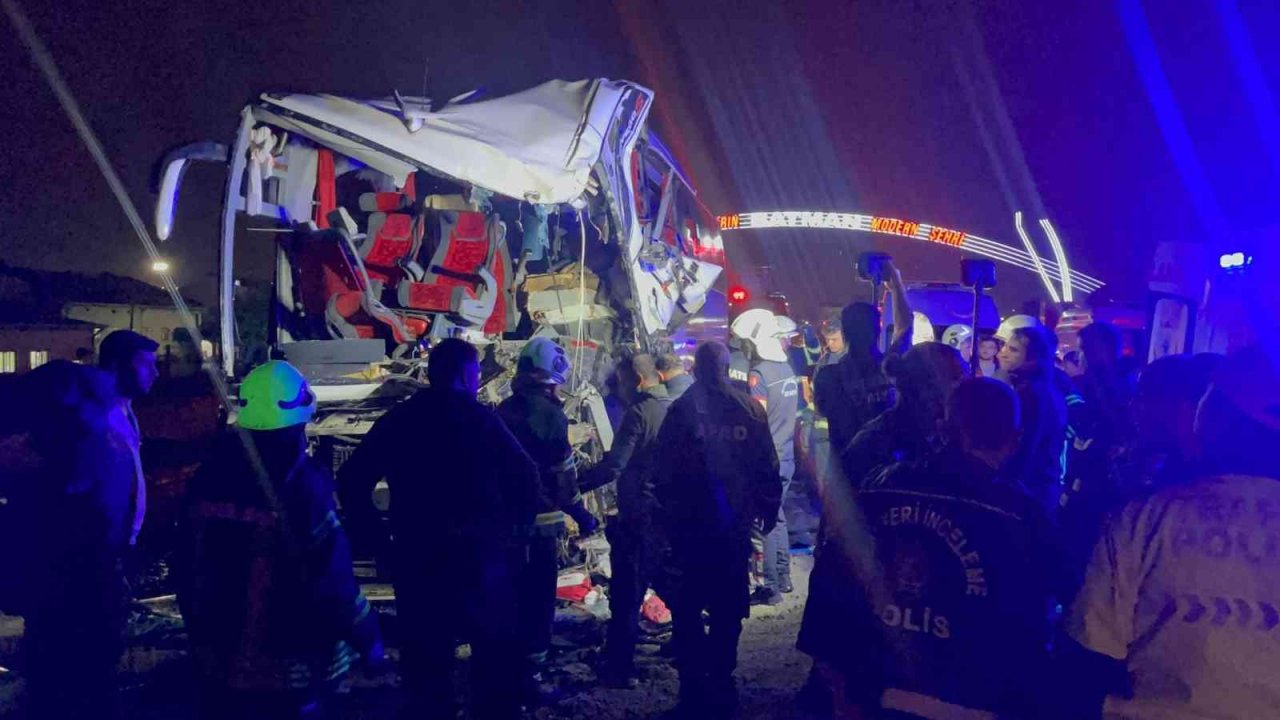 Trafikte 10 aylık acı bilanço... 1872 kişi hayatını kaybetti