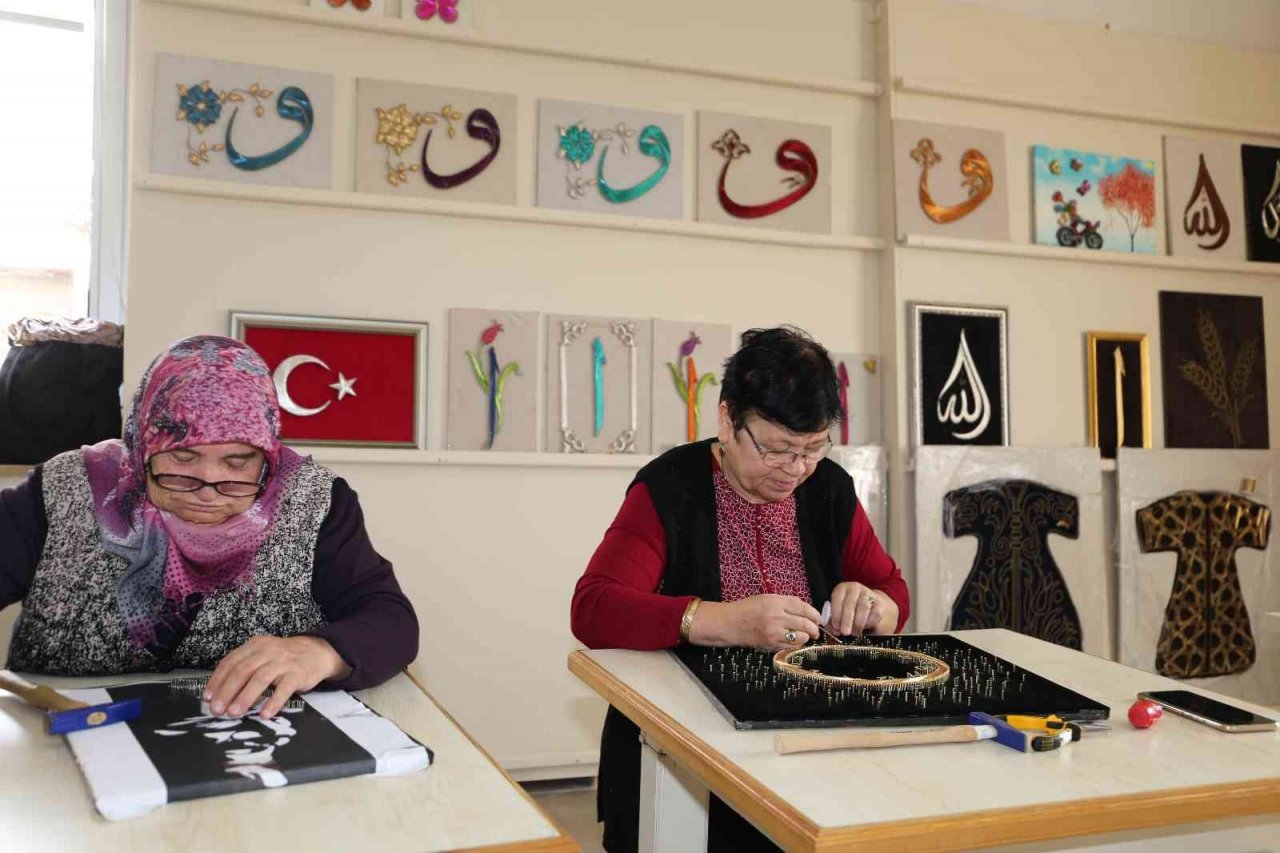 Sivrihisar Belediyesi sanat atölyelerinde açılan kurslar