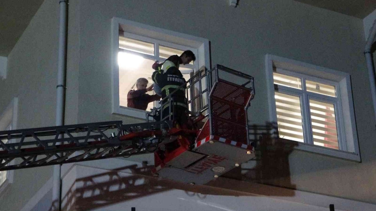 Muğla’da KYK yurtlarında deprem tatbikatı düzenlendi