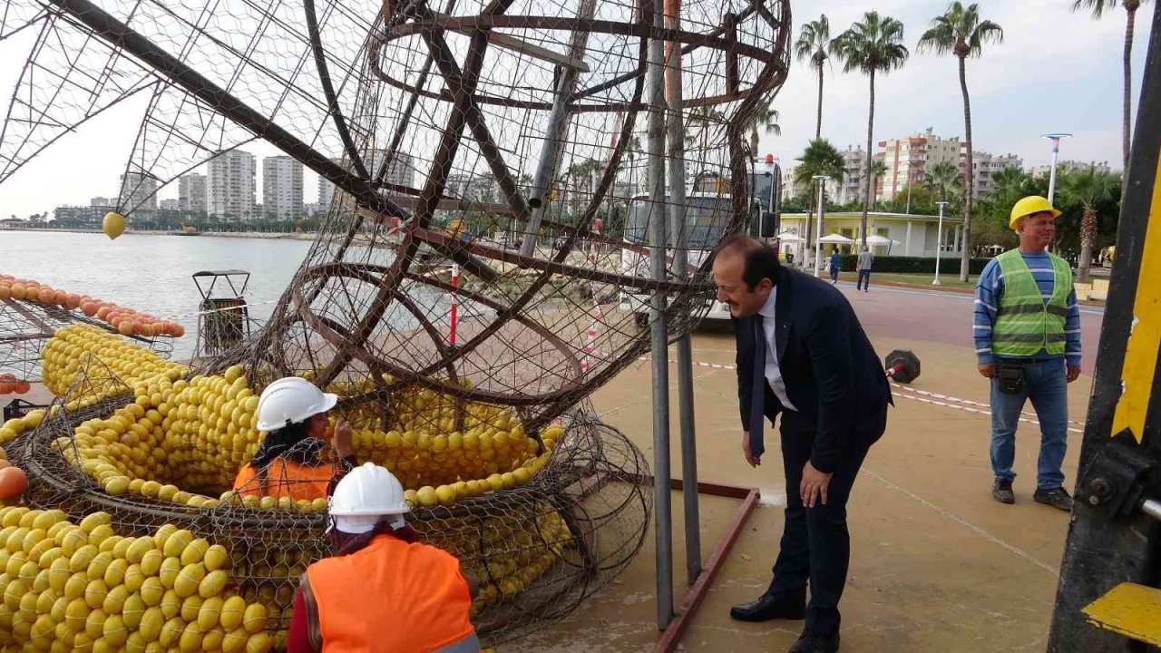 Mersin Uluslararası Narenciye Festivali’nde son hazırlıklar yapılıyor