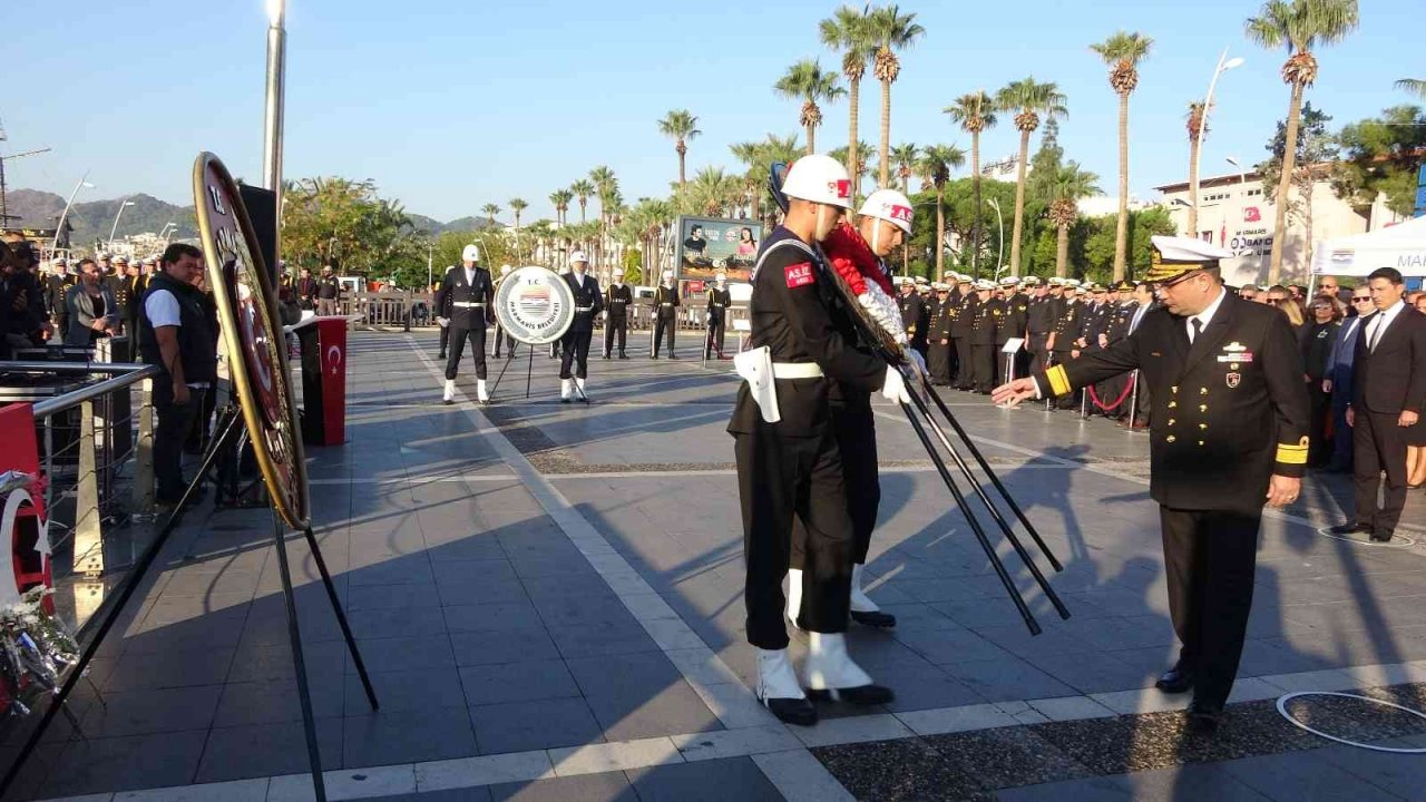 Marmaris’te 10 Kasım Atatürk’ü Anma Günü programı gerçekleştirildi