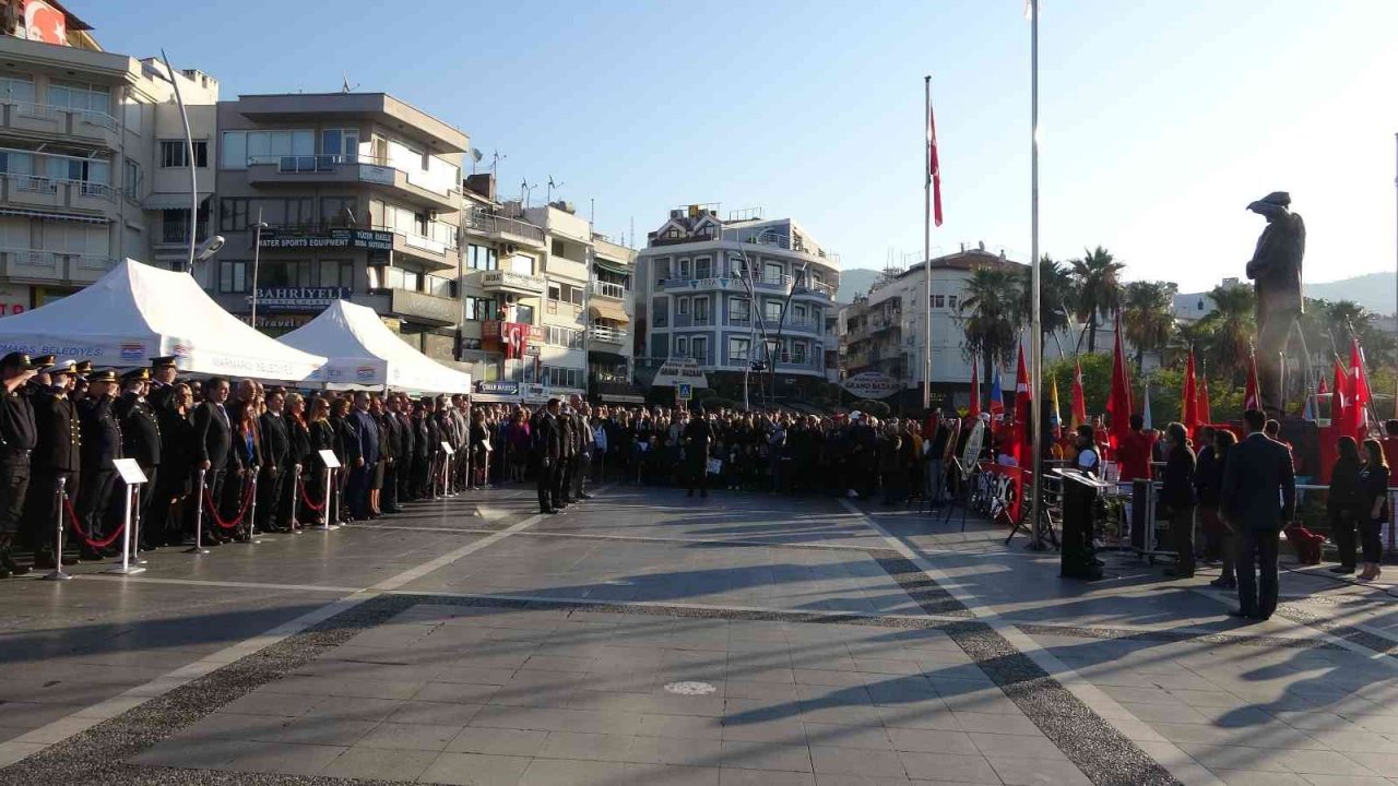 Marmaris’te 10 Kasım Atatürk’ü Anma Günü programı gerçekleştirildi