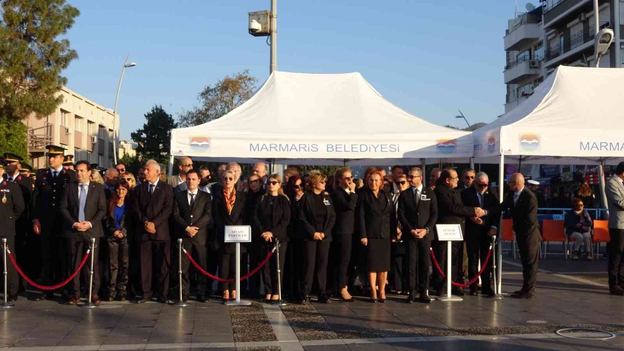 Marmaris’te 10 Kasım Atatürk’ü Anma Günü programı gerçekleştirildi