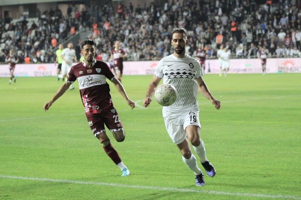 Altay, maç başına şut atmada kayıplarda