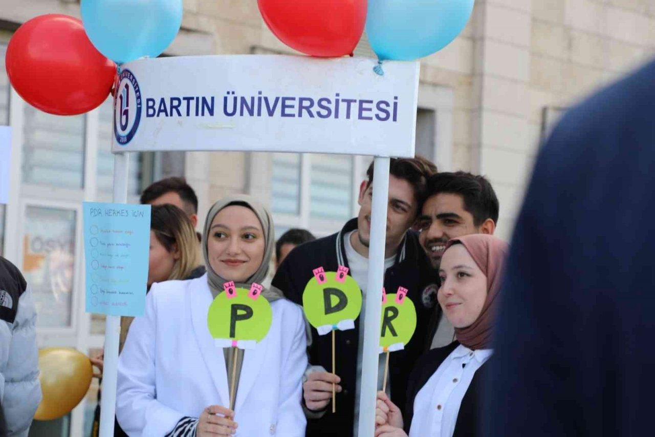 BARÜ’de ‘Öğrenci Kulüpleri Tanıtım Fuarı’ yapıldı