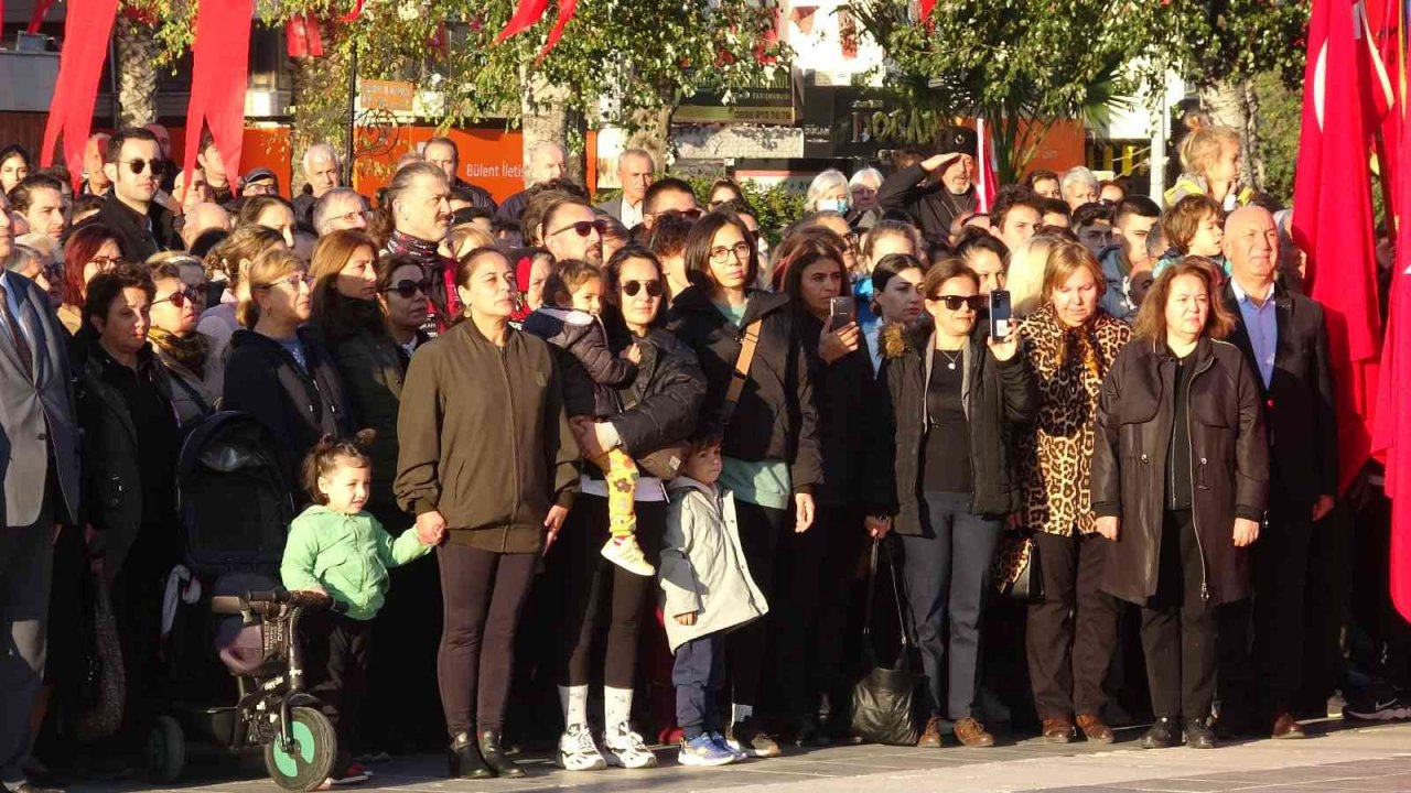 Çanakkale’de Atatürk ölümünün 84. yılında anıldı