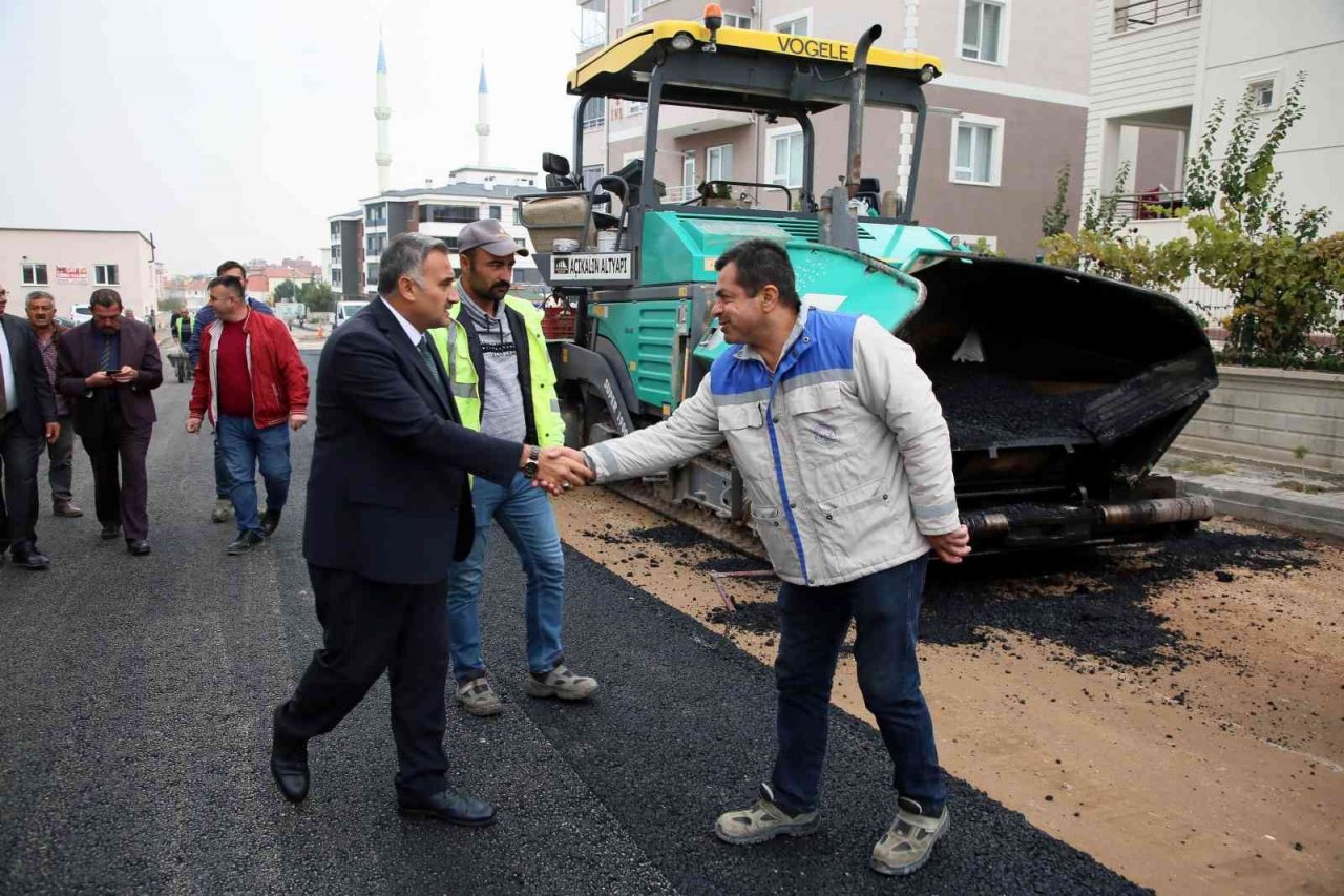 Başkan Cabbar Asfalt Çalışmalarını İnceledi