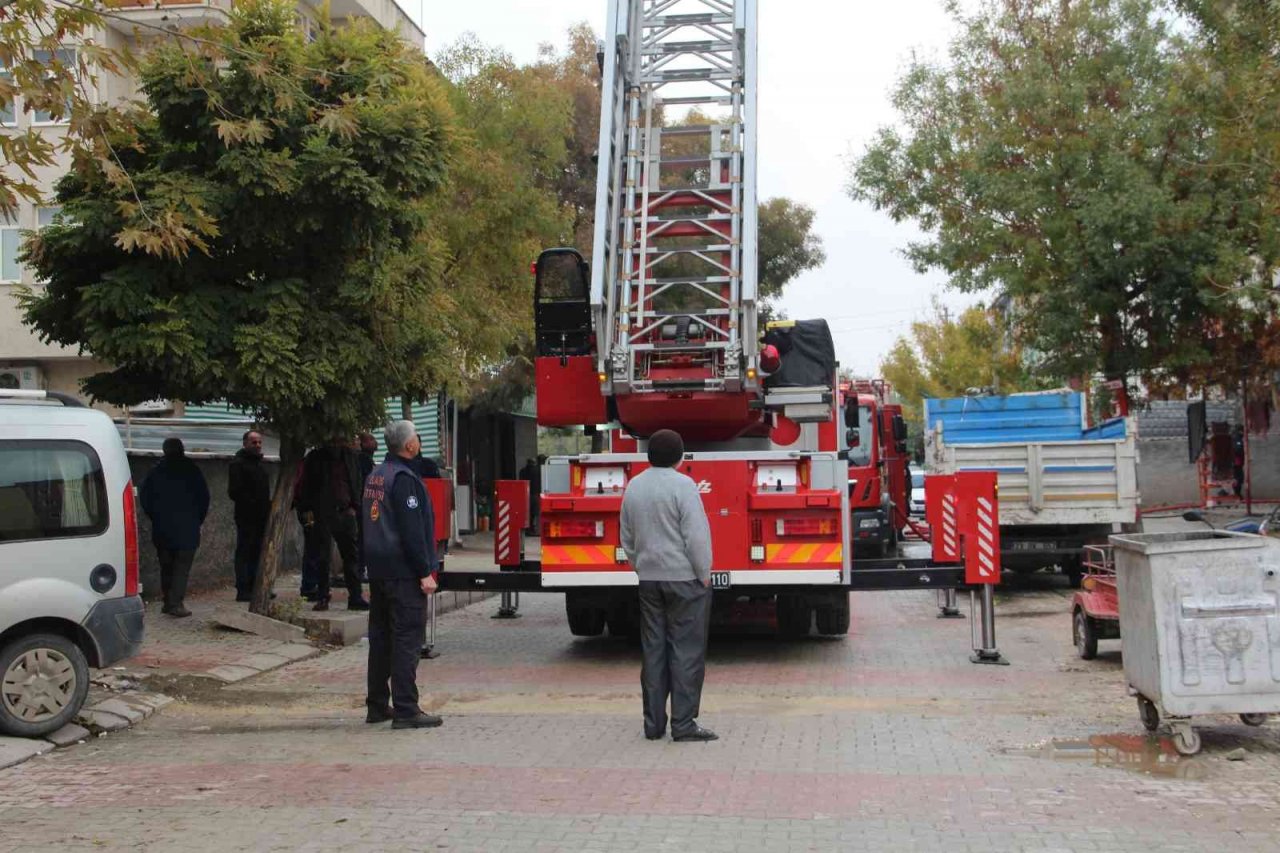 Elazığ’da çatı yangını korkuttu