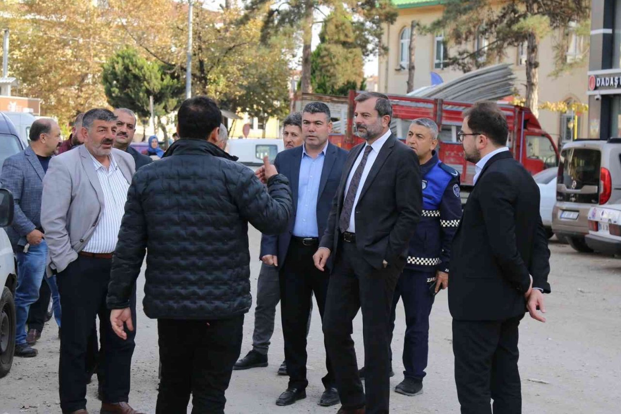 Gürsu’nun simgesi olacak yeni Kent Meydanı oluşuyor