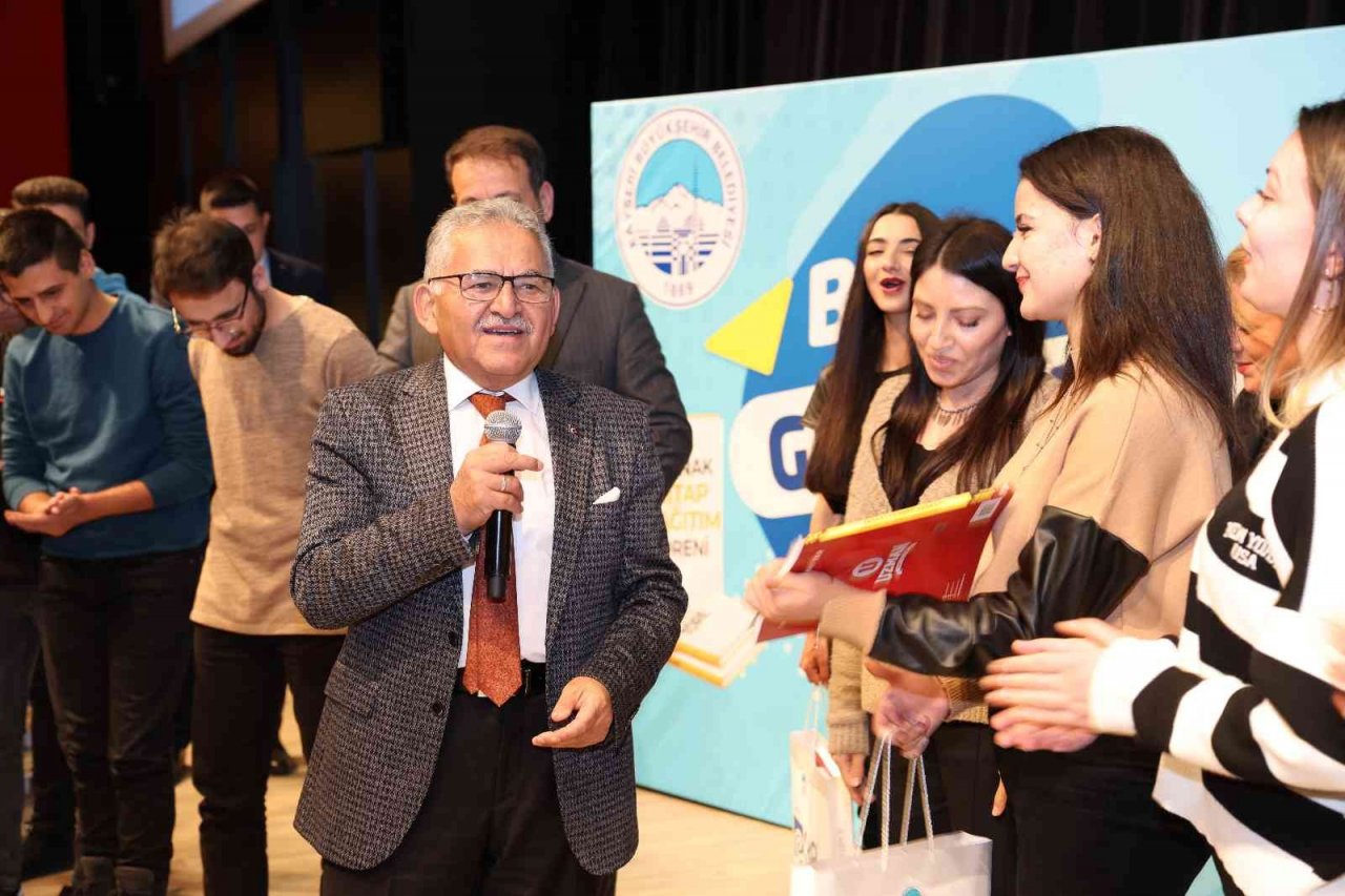 Başkan Büyükkılıç, gençlerle buluştu