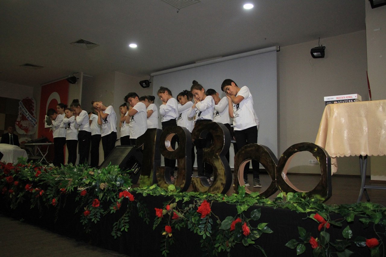 Atatürk, ebediyete intikal edişinin 84. yılında özlemle anıldı