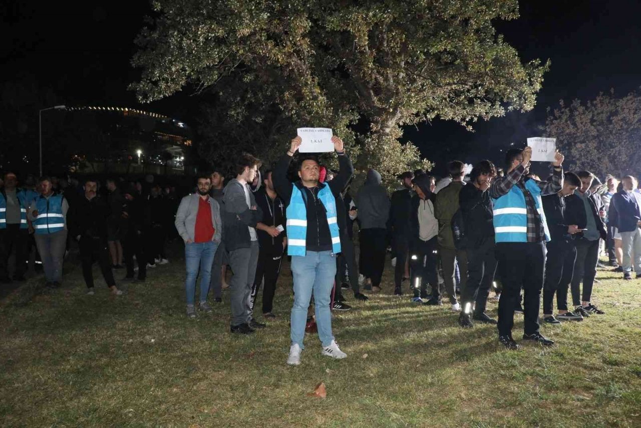 Manisa’da GSB yurtlarında "Deprem Anı, Çök Kapan Tutun ve Tahliye" tatbikatı