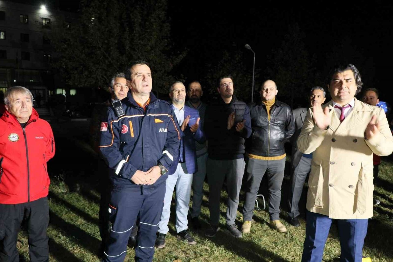 Manisa’da GSB yurtlarında "Deprem Anı, Çök Kapan Tutun ve Tahliye" tatbikatı