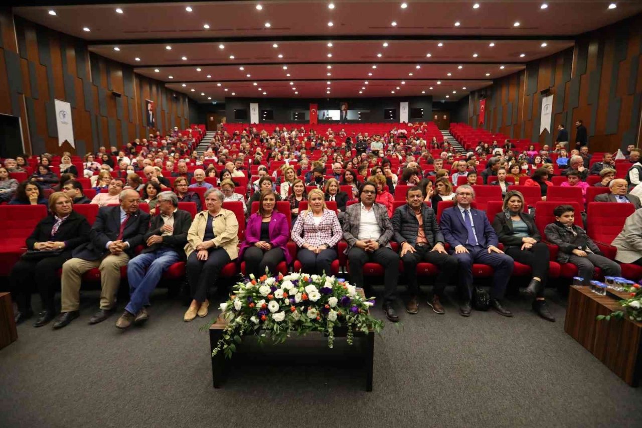 Merkezefendi’de ‘Beni hatırlayınız’ gösterisi büyük beğeni topladı