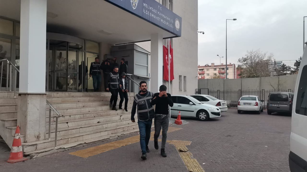 Hayvan hırsızı yakalandı