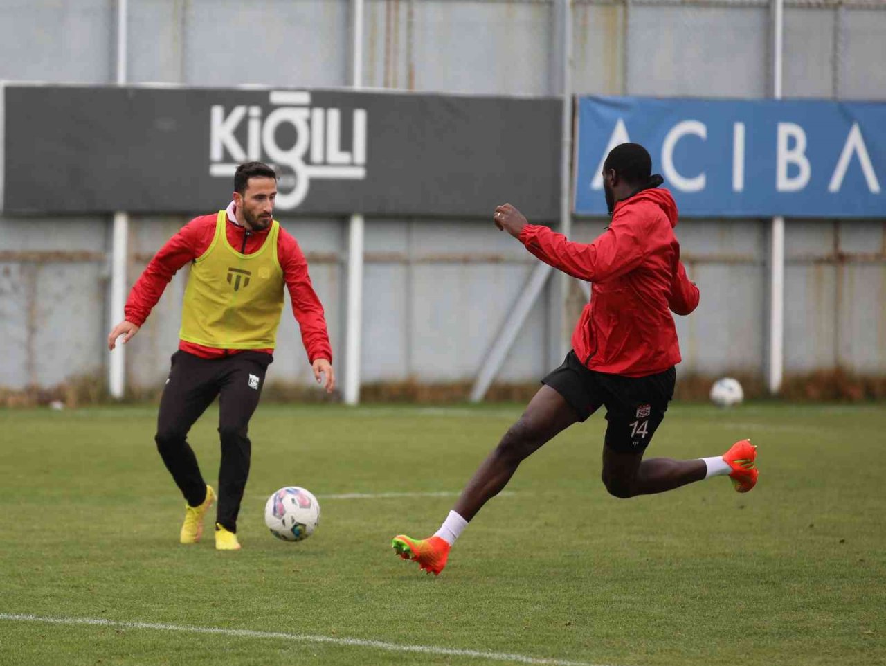 Sivasspor’da Ümraniyespor mesaisi devam etti