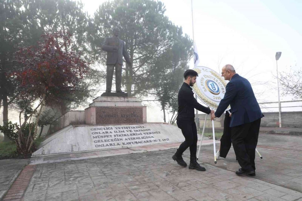 BARÜ’de 10 Kasım Atatürk’ü Anma Töreni gerçekleştirildi