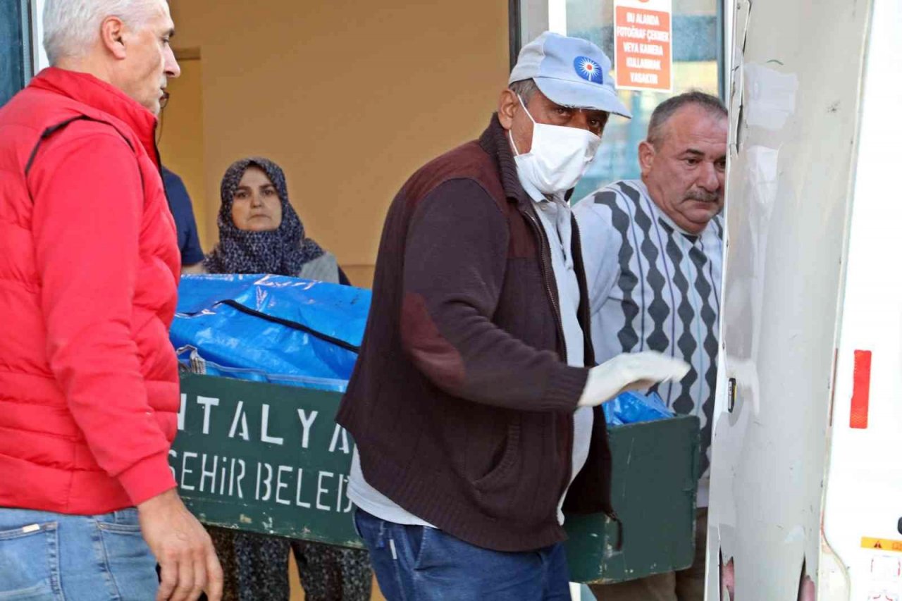 Arkadaşının çizdiği krokiyle kanalizasyonda bulunan oğlunun cenazesini 2 ay sonra alabildi