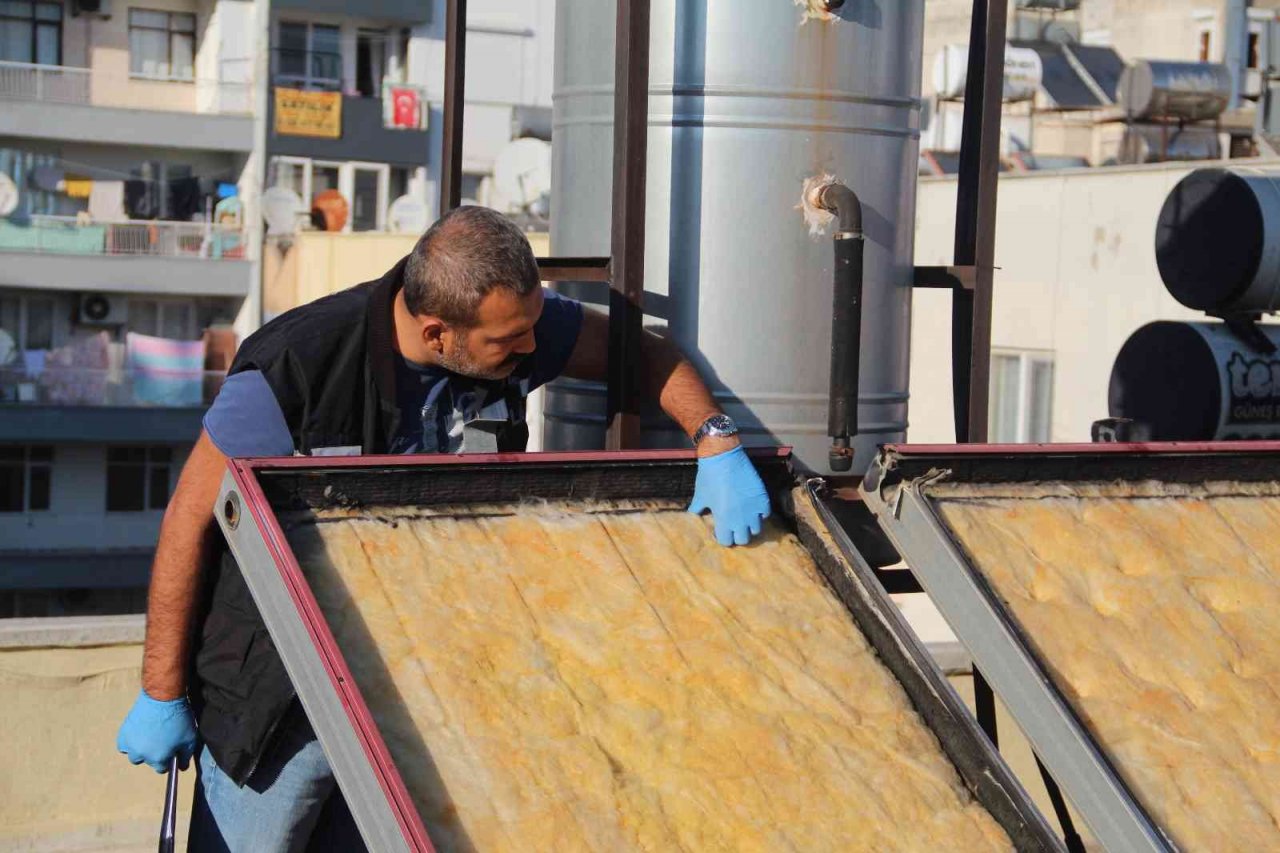 Güneş panellerinin çalındığını musluktan çamurlu su gelince anladı