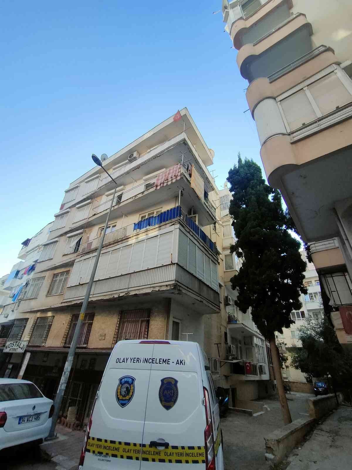 Güneş panellerinin çalındığını musluktan çamurlu su gelince anladı