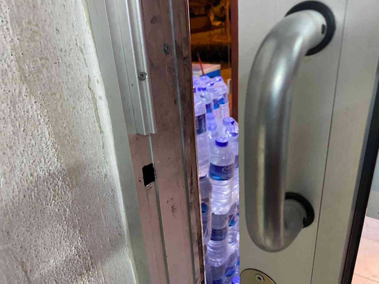 Antalya’da levyeli hırsız durdurulamıyor