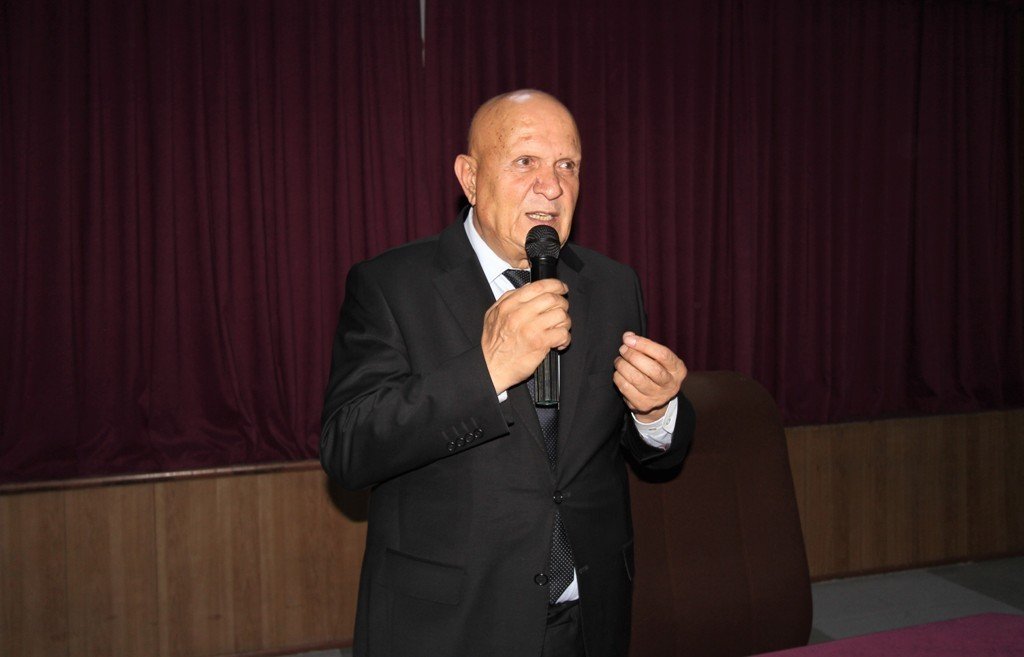 Bayburt Belediyesi personeline "Güven, Huzur ve İletişim” konulu sunum