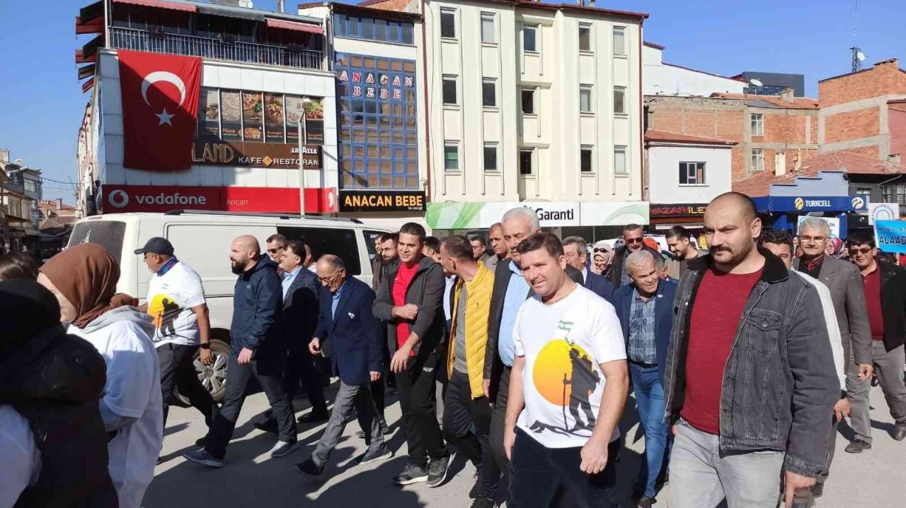 Beyşehir’de diyabet farkındalığı için yürüyüş düzenlendi