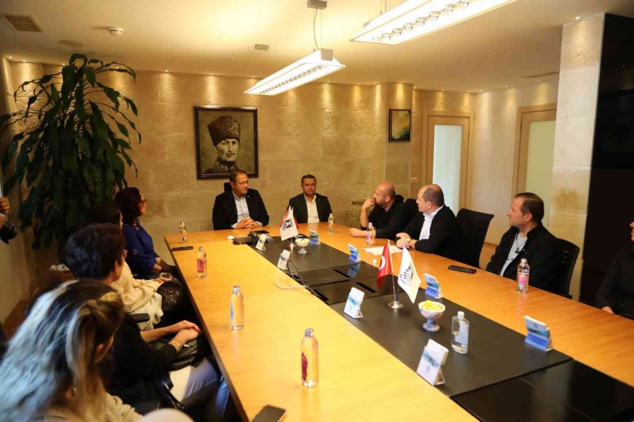 Bodrum Belediyesi’nin eğitime desteği sürüyor