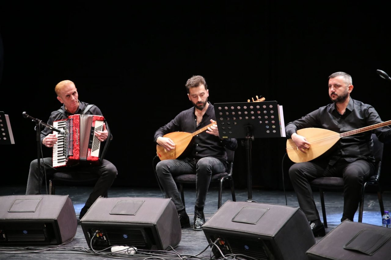 TKM’de türkü geçidi