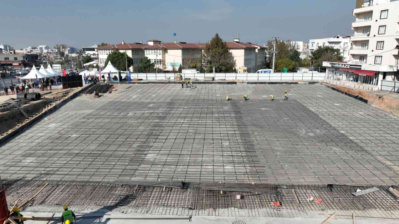 Bursa’ya yeni kapalı pazar alanı