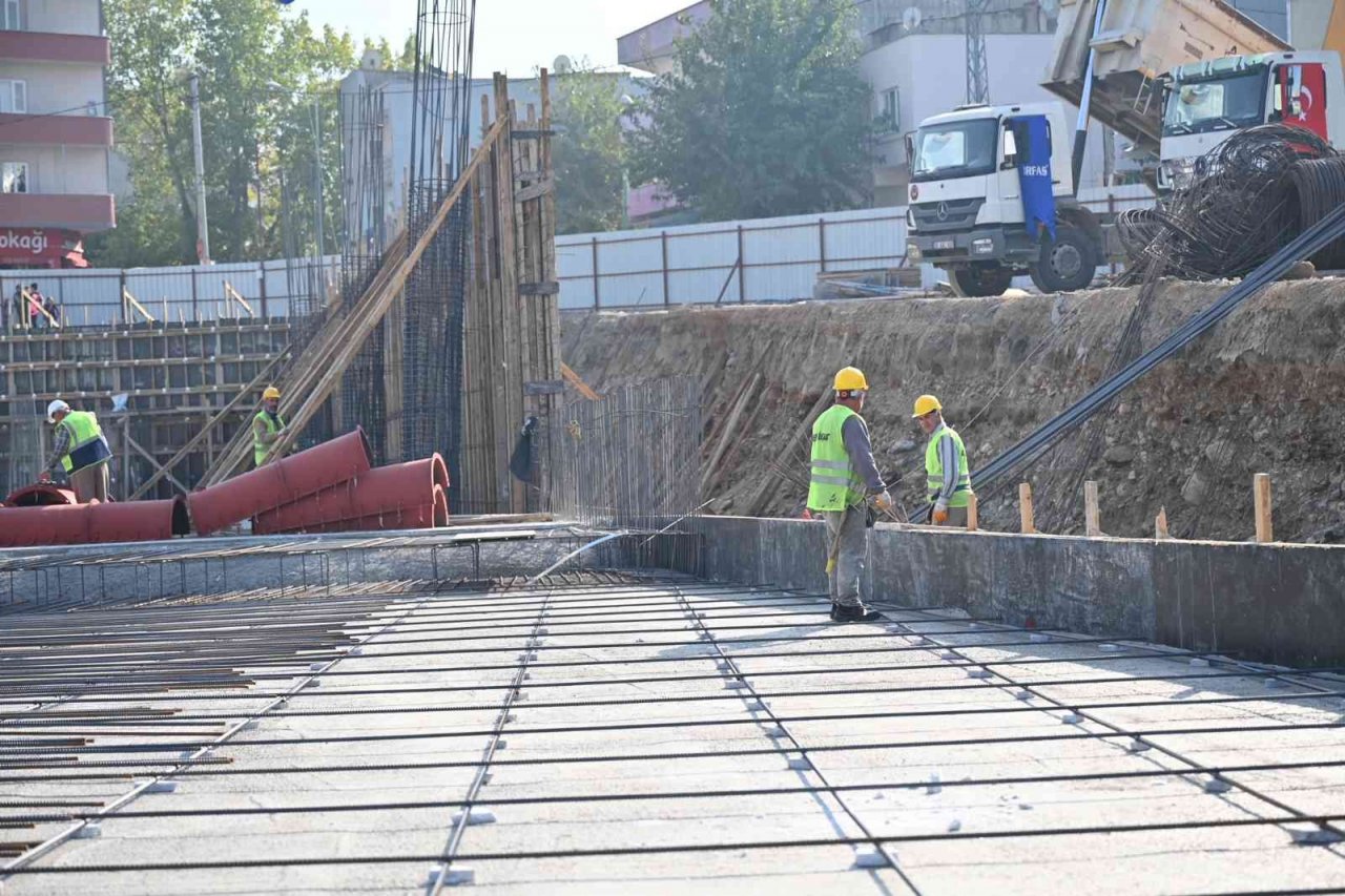 Bursa’ya yeni kapalı pazar alanı